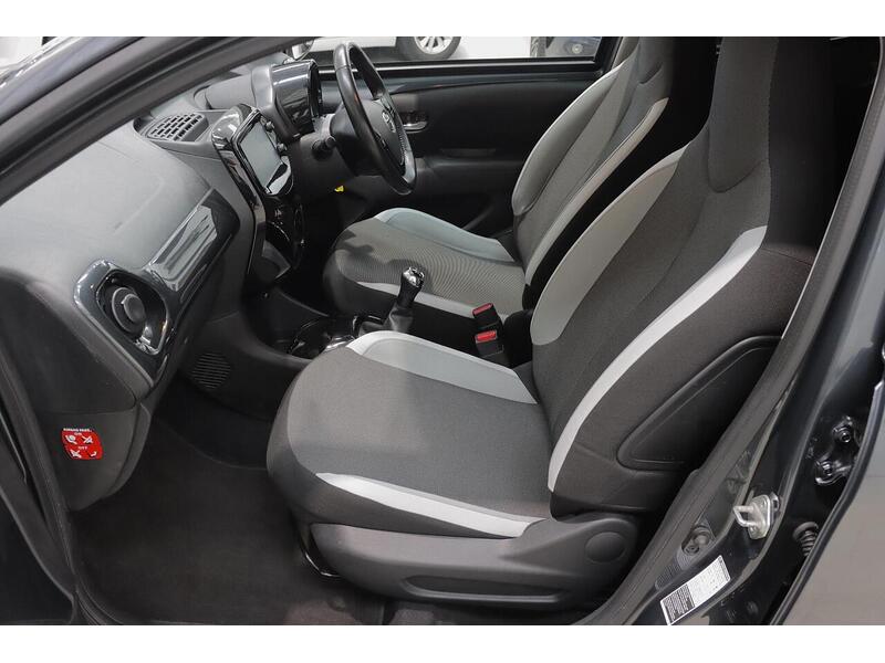Toyota AYGO 1.0 VVT-i x-press Euro 6 5dr - U121