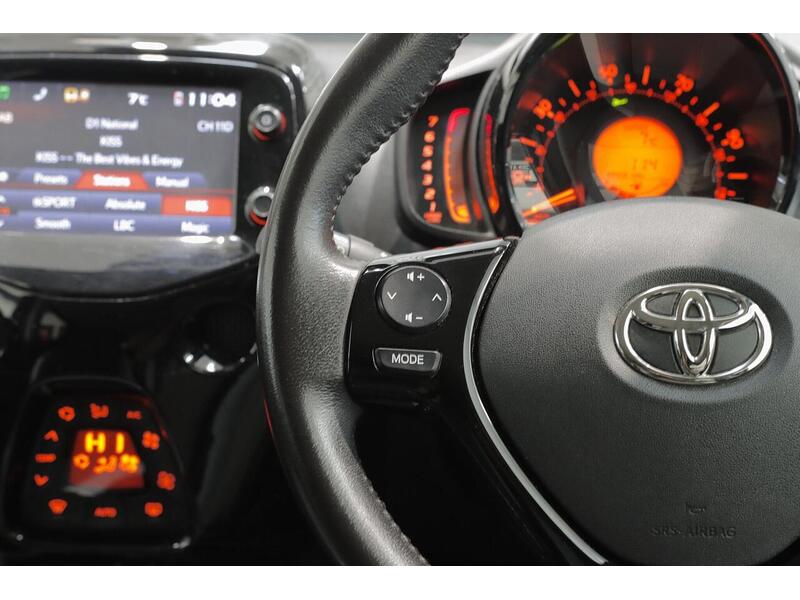 Toyota AYGO 1.0 VVT-i x-press Euro 6 5dr - U121