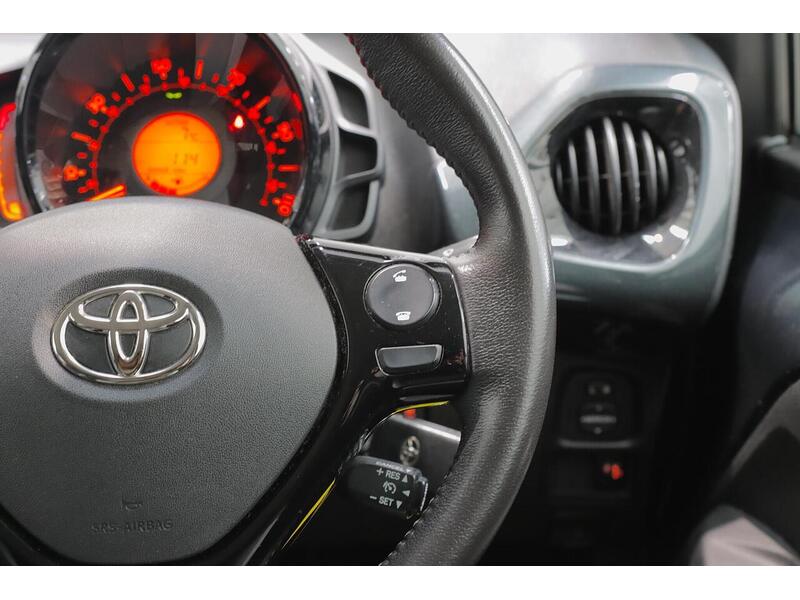 Toyota AYGO 1.0 VVT-i x-press Euro 6 5dr - U121