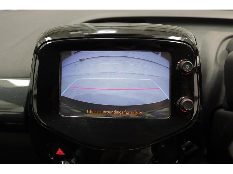 Toyota AYGO 1.0 VVT-i x-press Euro 6 5dr - U121