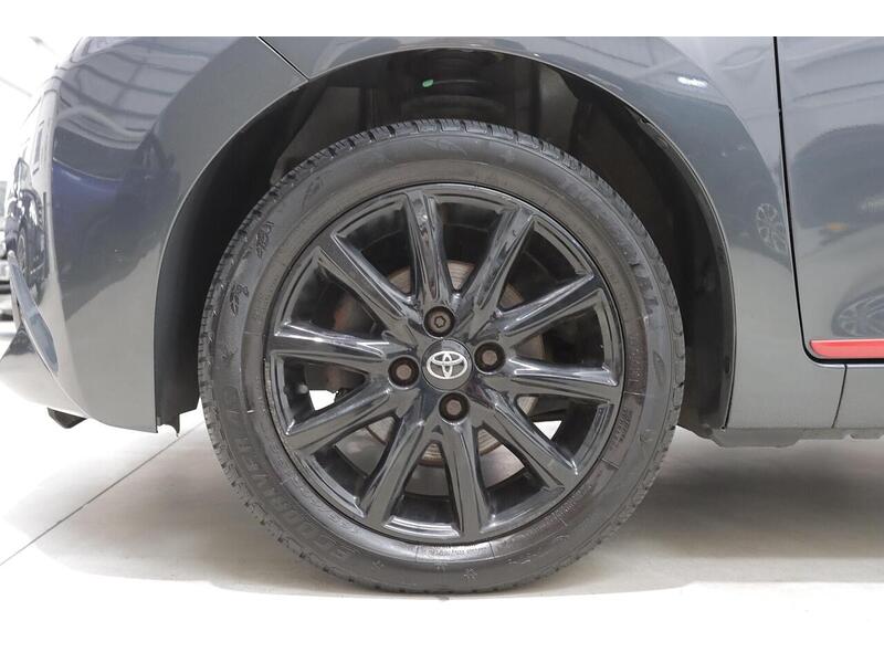 Toyota AYGO 1.0 VVT-i x-press Euro 6 5dr - U121