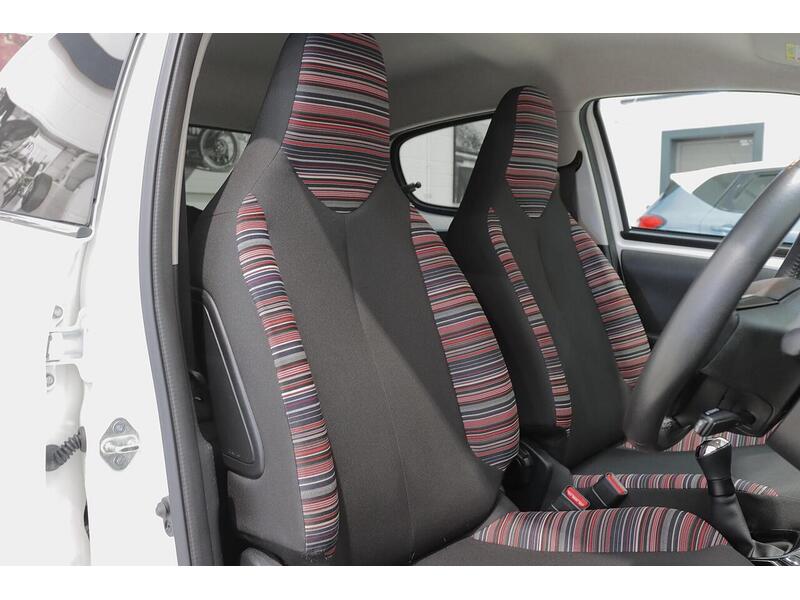 Citroen C1 1.0 VTi Flair Euro 6 (s/s) 5dr - U129