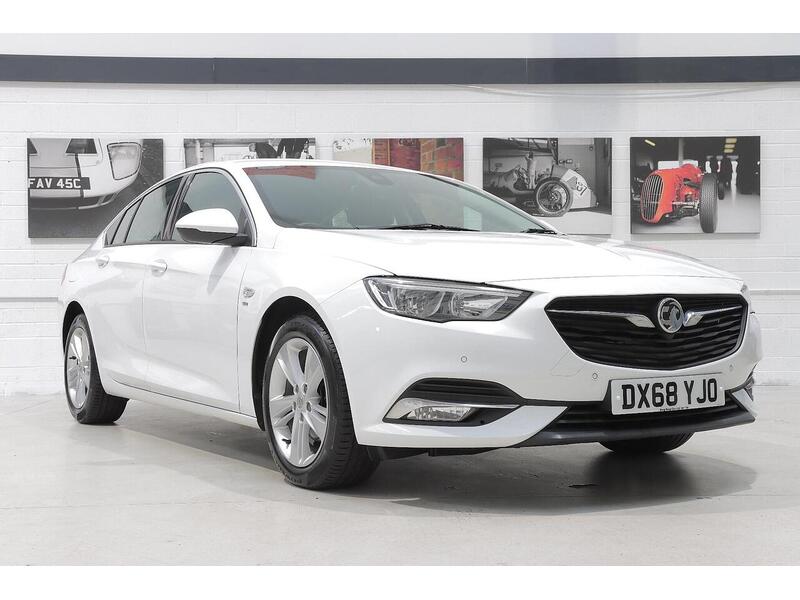 Vauxhall Insignia 1.6 Turbo D ecoTEC SRi Nav Grand Sport Euro 6 (s/s) 5dr - U131