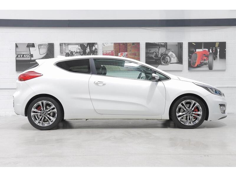 Kia ProCeed 1.6 CRDi EcoDynamics SE Tech Euro 5 (s/s) 3dr - U132