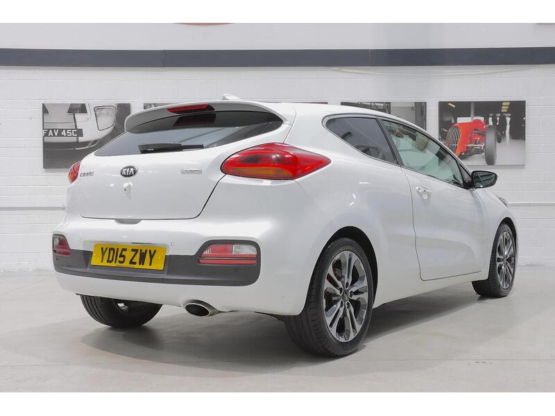 Kia ProCeed 1.6 CRDi EcoDynamics SE Tech Euro 5 (s/s) 3dr - U132