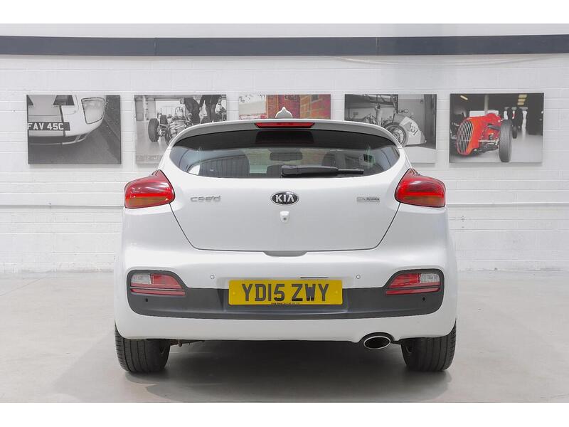 Kia ProCeed 1.6 CRDi EcoDynamics SE Tech Euro 5 (s/s) 3dr - U132