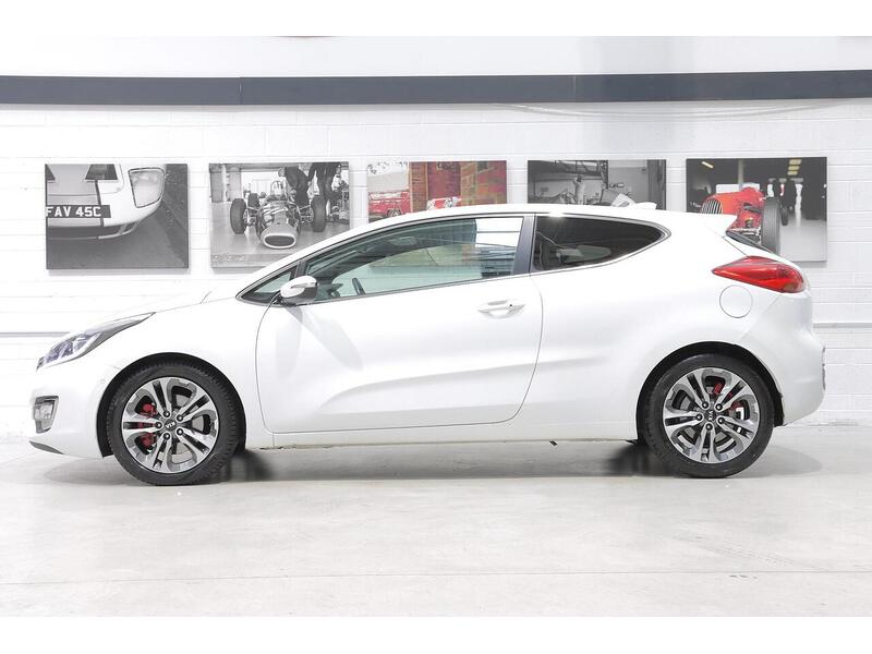 Kia ProCeed 1.6 CRDi EcoDynamics SE Tech Euro 5 (s/s) 3dr - U132