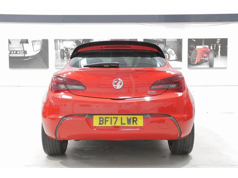 Vauxhall Astra GTC 1.6 CDTi ecoFLEX Limited Edition Euro 6 (s/s) 3dr - U136