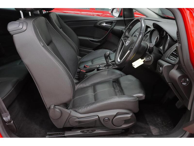 Vauxhall Astra GTC 1.6 CDTi ecoFLEX Limited Edition Euro 6 (s/s) 3dr - U136