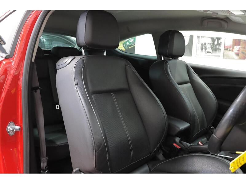 Vauxhall Astra GTC 1.6 CDTi ecoFLEX Limited Edition Euro 6 (s/s) 3dr - U136