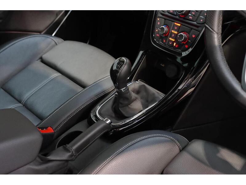Vauxhall Astra GTC 1.6 CDTi ecoFLEX Limited Edition Euro 6 (s/s) 3dr - U136