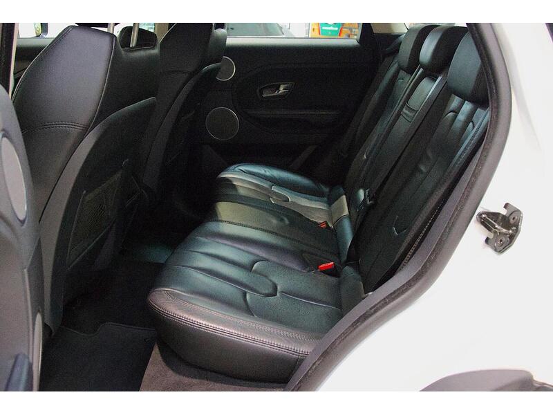 Land Rover Range Rover Evoque 2.2 SD4 Pure Auto 4WD Euro 5 5dr - U137