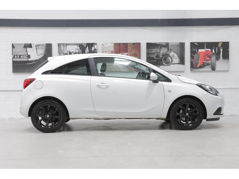 Vauxhall Corsa 1.4i ecoTEC Griffin Euro 6 3dr - U142