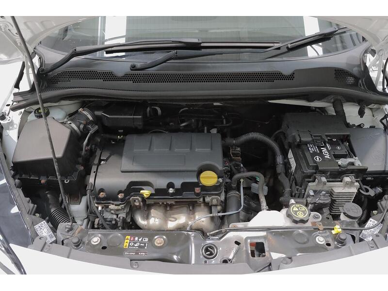 Vauxhall Corsa 1.4i ecoTEC Griffin Euro 6 3dr - U142