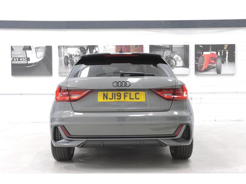 Audi A1 1.0 TFSI 30 S line Sportback Euro 6 (s/s) 5dr - U144