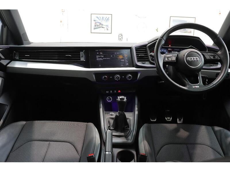 Audi A1 1.0 TFSI 30 S line Sportback Euro 6 (s/s) 5dr - U144