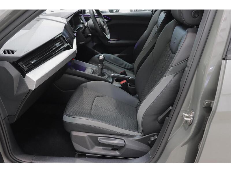 Audi A1 1.0 TFSI 30 S line Sportback Euro 6 (s/s) 5dr - U144