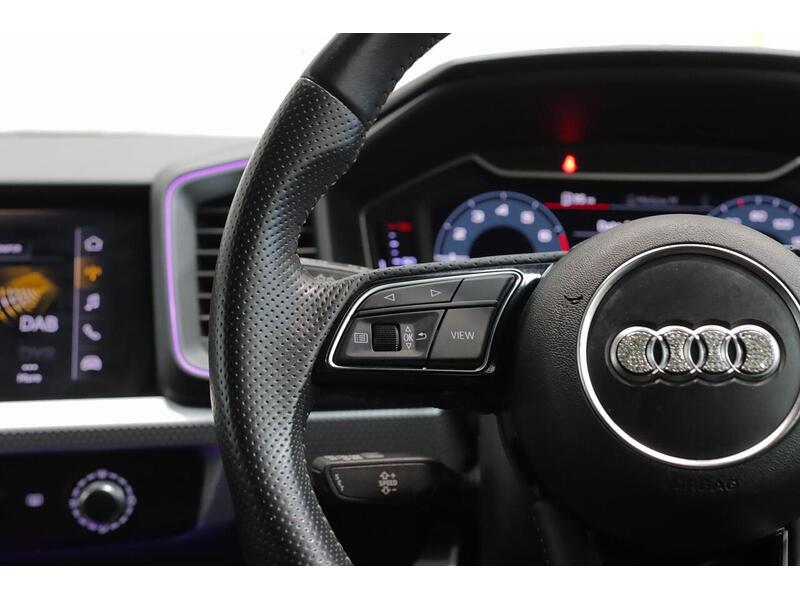 Audi A1 1.0 TFSI 30 S line Sportback Euro 6 (s/s) 5dr - U144