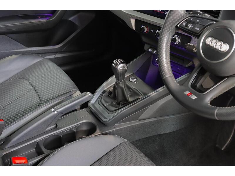 Audi A1 1.0 TFSI 30 S line Sportback Euro 6 (s/s) 5dr - U144