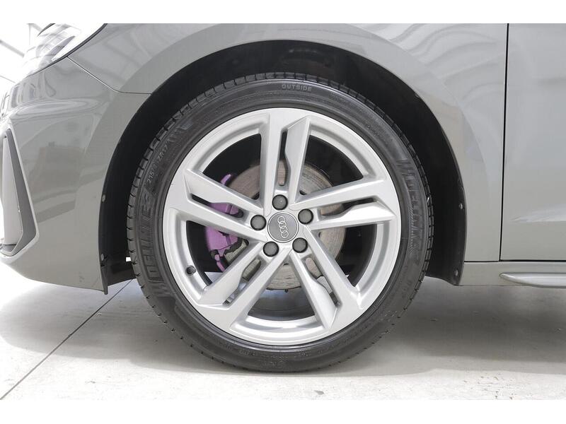 Audi A1 1.0 TFSI 30 S line Sportback Euro 6 (s/s) 5dr - U144