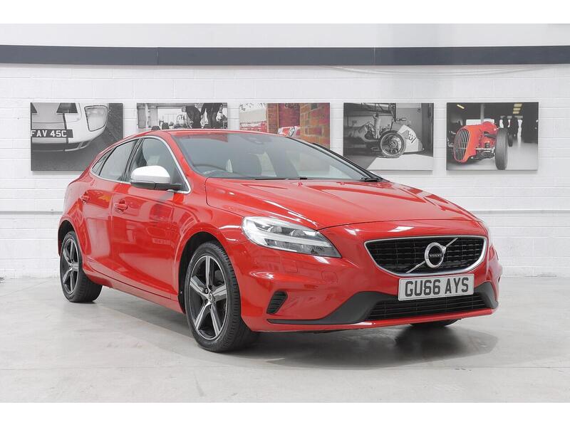 Volvo V40 2.0 T2 R-Design Euro 6 (s/s) 5dr - U147