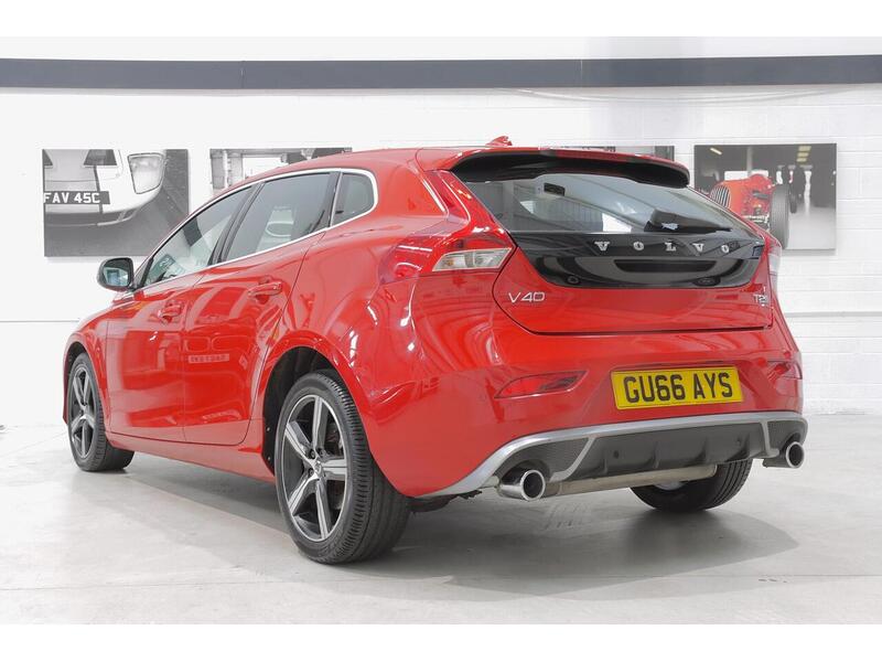 Volvo V40 2.0 T2 R-Design Euro 6 (s/s) 5dr - U147