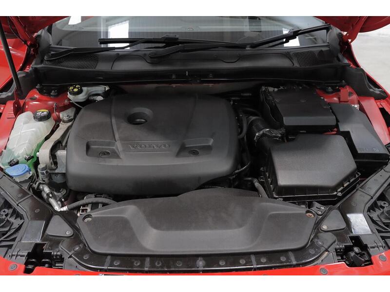 Volvo V40 2.0 T2 R-Design Euro 6 (s/s) 5dr - U147