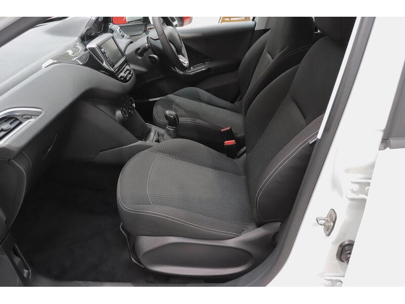 Peugeot 208 1.2 PureTech Active Euro 6 (s/s) 5dr - U151