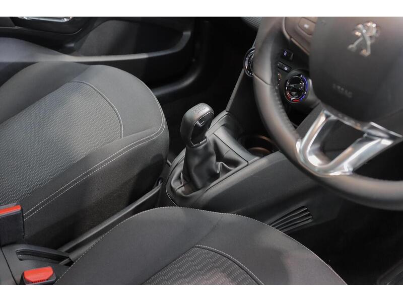 Peugeot 208 1.2 PureTech Active Euro 6 (s/s) 5dr - U151