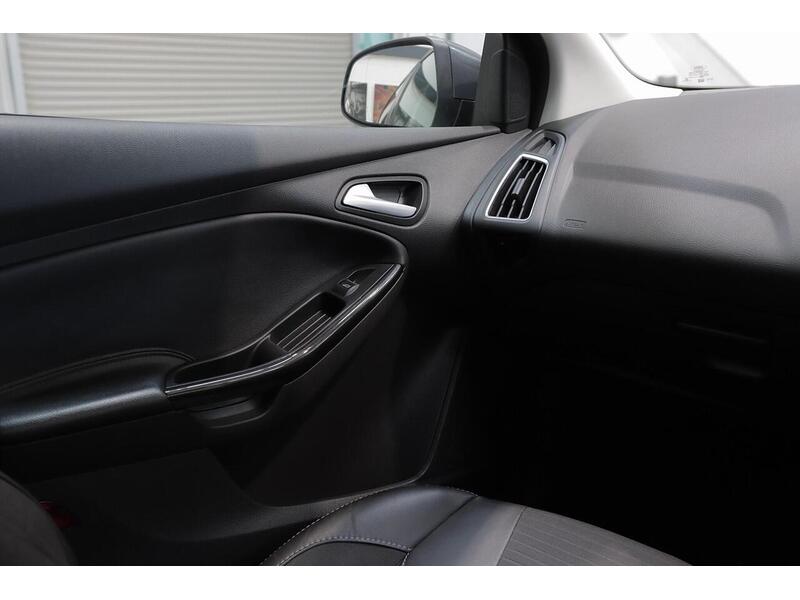 Ford Focus 1.5 TDCi Titanium X Euro 6 (s/s) 5dr - U153