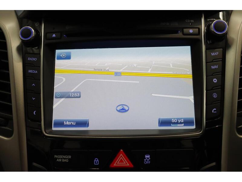 Hyundai i30 1.6 CRDi Blue Drive Premium Tourer Euro 6 (s/s) 5dr - U154