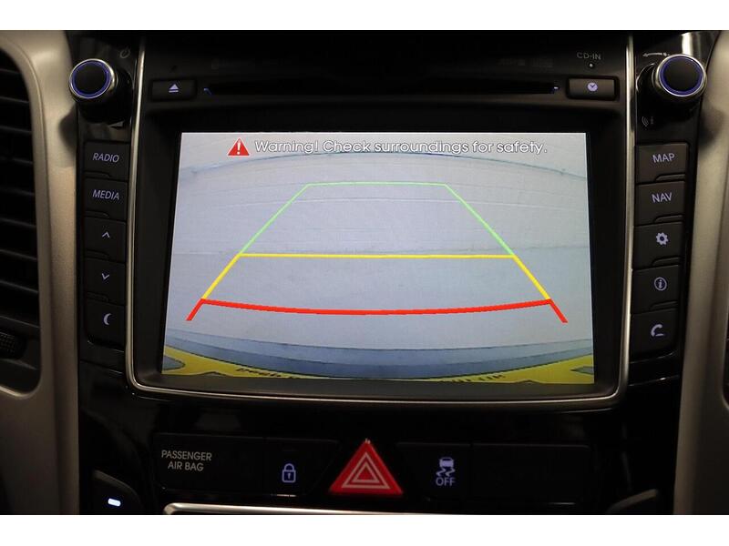 Hyundai i30 1.6 CRDi Blue Drive Premium Tourer Euro 6 (s/s) 5dr - U154