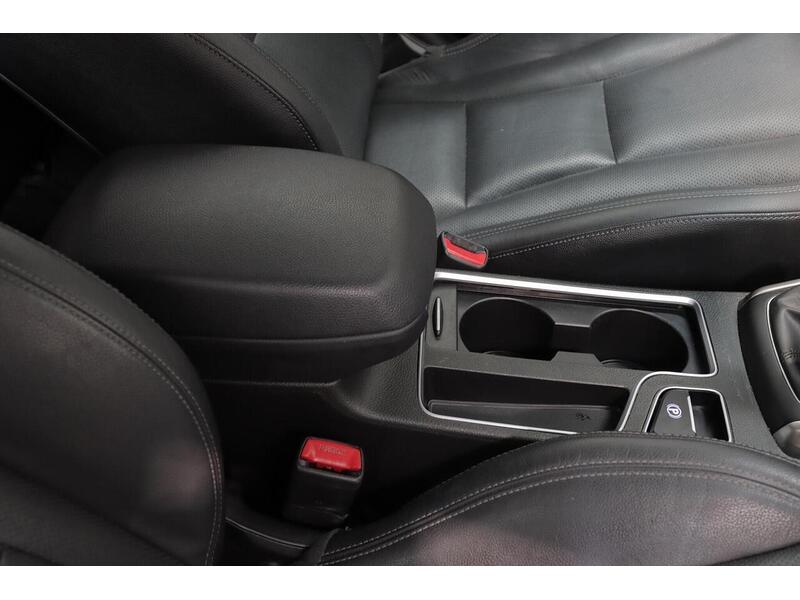 Hyundai i30 1.6 CRDi Blue Drive Premium Tourer Euro 6 (s/s) 5dr - U154