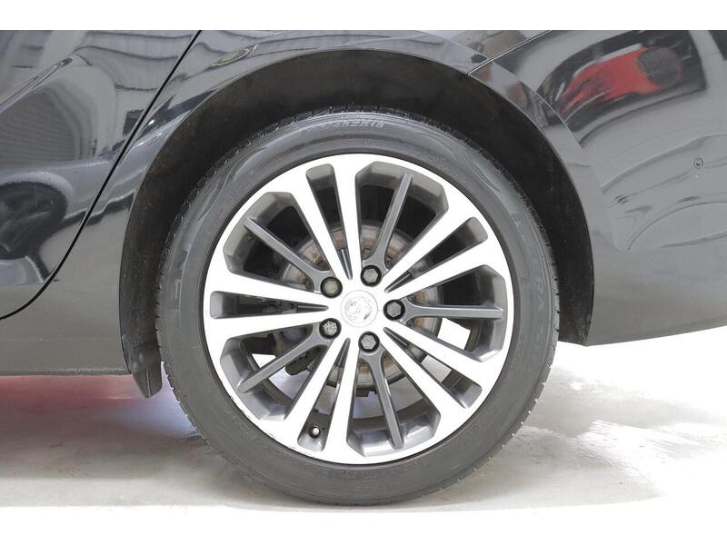 Vauxhall Insignia 1.5i Turbo GPF SRi Nav Grand Sport Euro 6 (s/s) 5dr - U155
