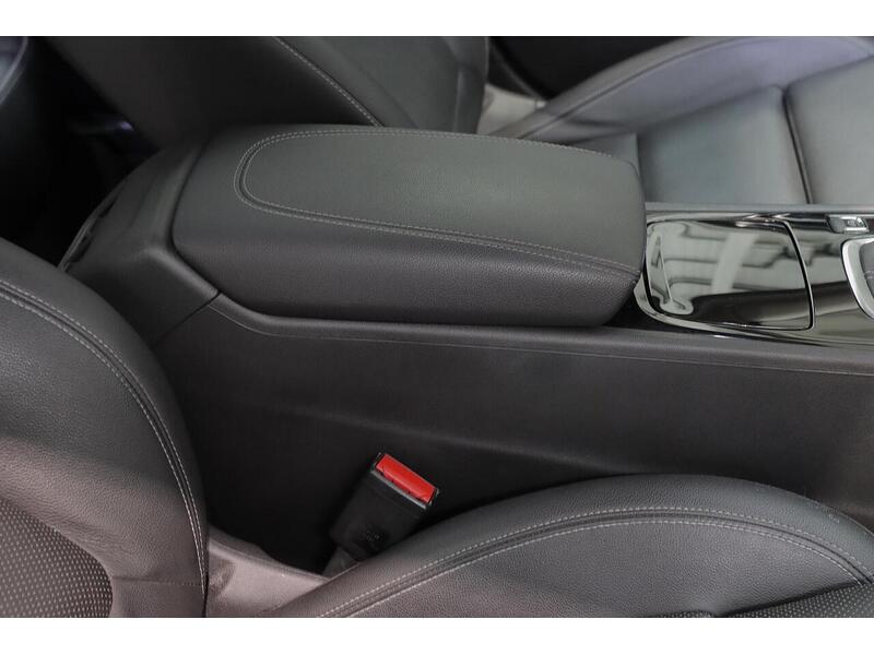 Vauxhall Insignia 1.5i Turbo GPF SRi Nav Grand Sport Euro 6 (s/s) 5dr - U155
