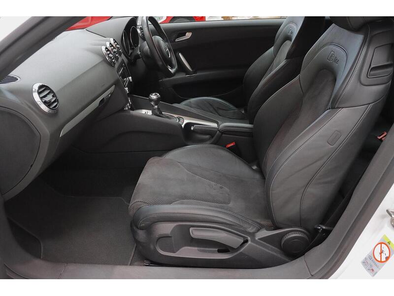 Audi TT 1.8 TFSI S line Euro 5 3dr - U156