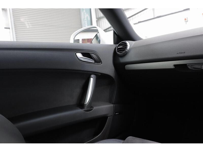 Audi TT 1.8 TFSI S line Euro 5 3dr - U156