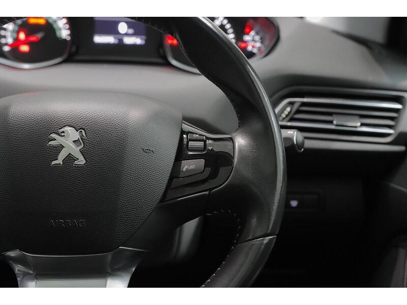 Peugeot 308 1.6 e-HDi Feline Euro 5 (s/s) 5dr - U157