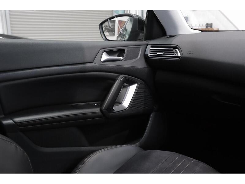 Peugeot 308 1.6 e-HDi Feline Euro 5 (s/s) 5dr - U157
