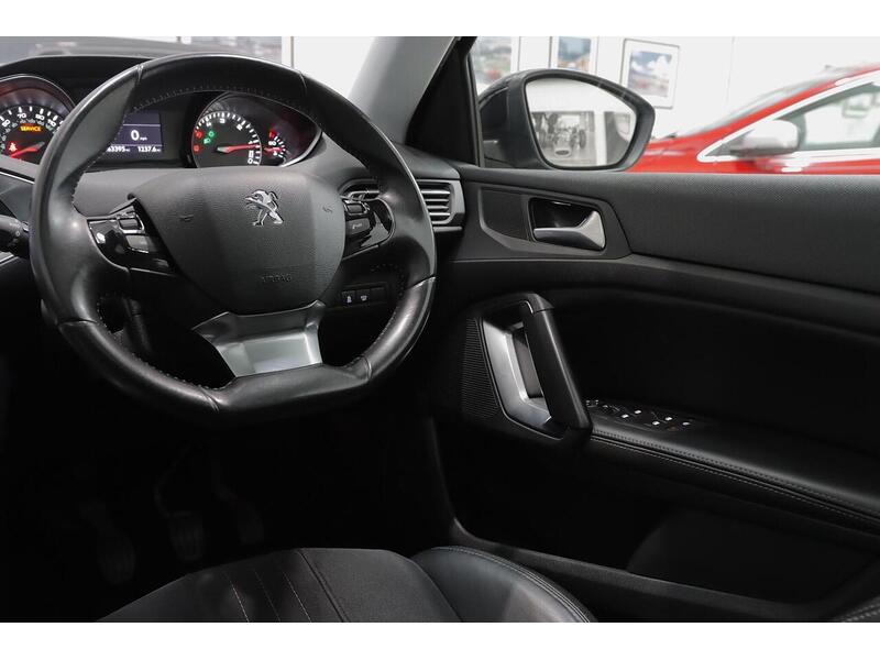 Peugeot 308 1.6 e-HDi Feline Euro 5 (s/s) 5dr - U157