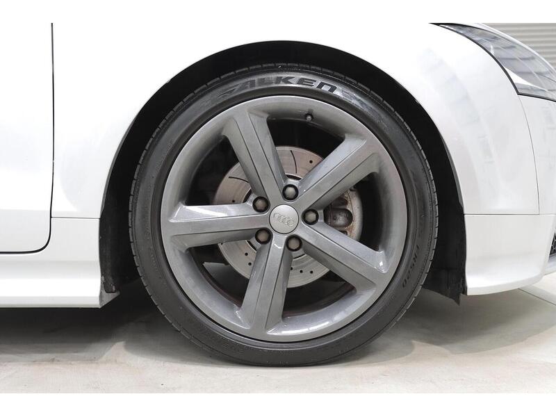 Audi TT 2.0 TFSI S line Roadster S Tronic quattro Euro 5 (s/s) 2dr - U159
