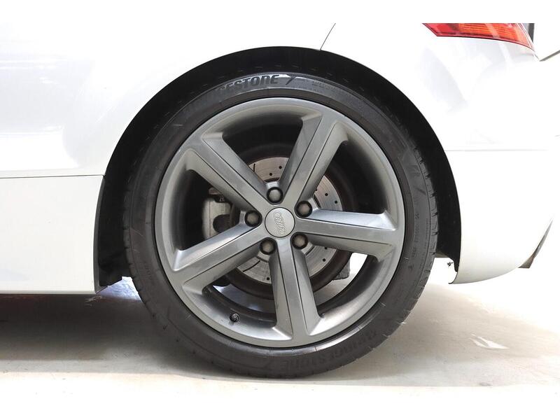 Audi TT 2.0 TFSI S line Roadster S Tronic quattro Euro 5 (s/s) 2dr - U159