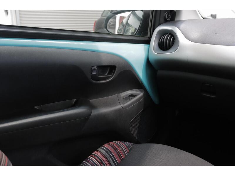 Citroen C1 1.2 PureTech Feel Euro 6 5dr - U161