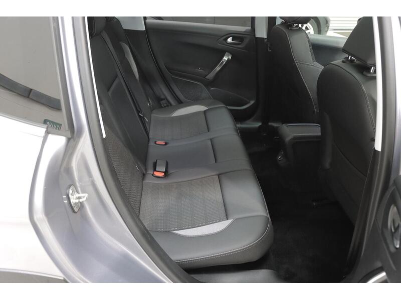 Peugeot 2008 1.2 PureTech Allure Euro 6 5dr - U164