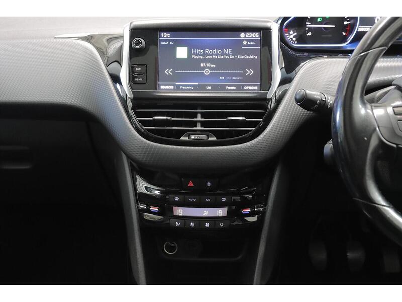 Peugeot 2008 1.2 PureTech Allure Euro 6 5dr - U164