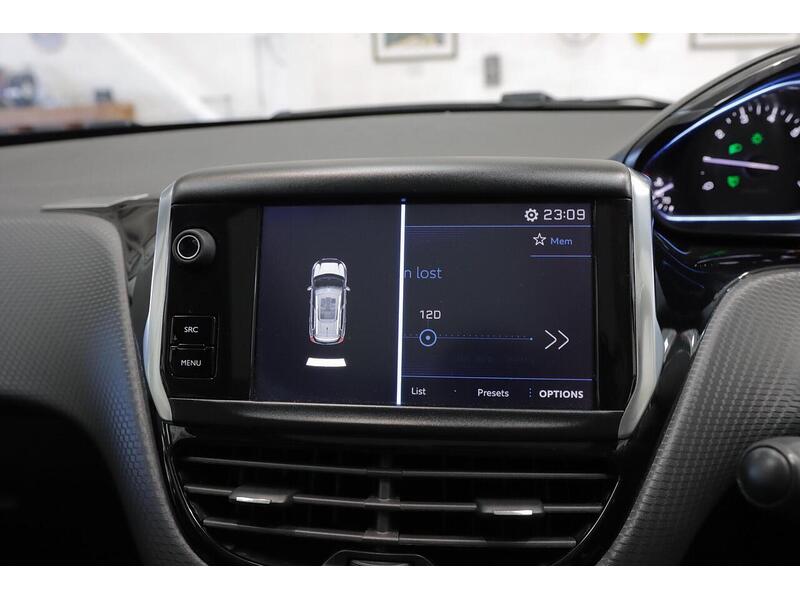 Peugeot 2008 1.2 PureTech Allure Euro 6 5dr - U164