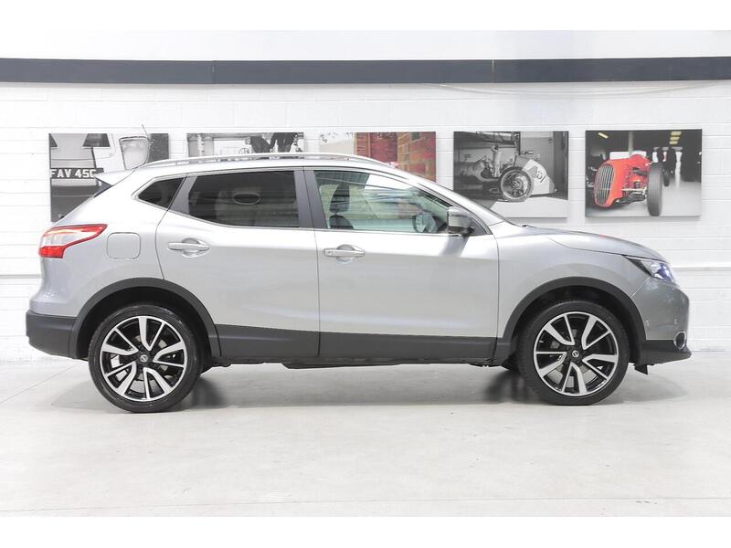 Nissan Qashqai 1.5 dCi Tekna SUV 5dr Diesel Manual 2WD Euro 6 (s/s) (110 ps) - U173
