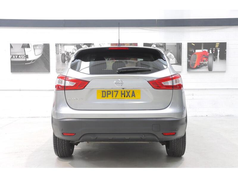 Nissan Qashqai 1.5 dCi Tekna SUV 5dr Diesel Manual 2WD Euro 6 (s/s) (110 ps) - U173