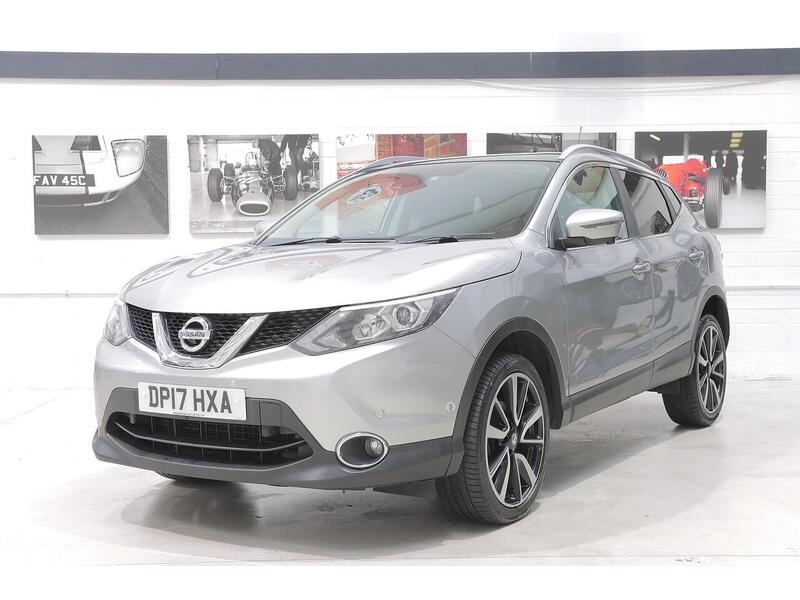 Nissan Qashqai 1.5 dCi Tekna SUV 5dr Diesel Manual 2WD Euro 6 (s/s) (110 ps) - U173