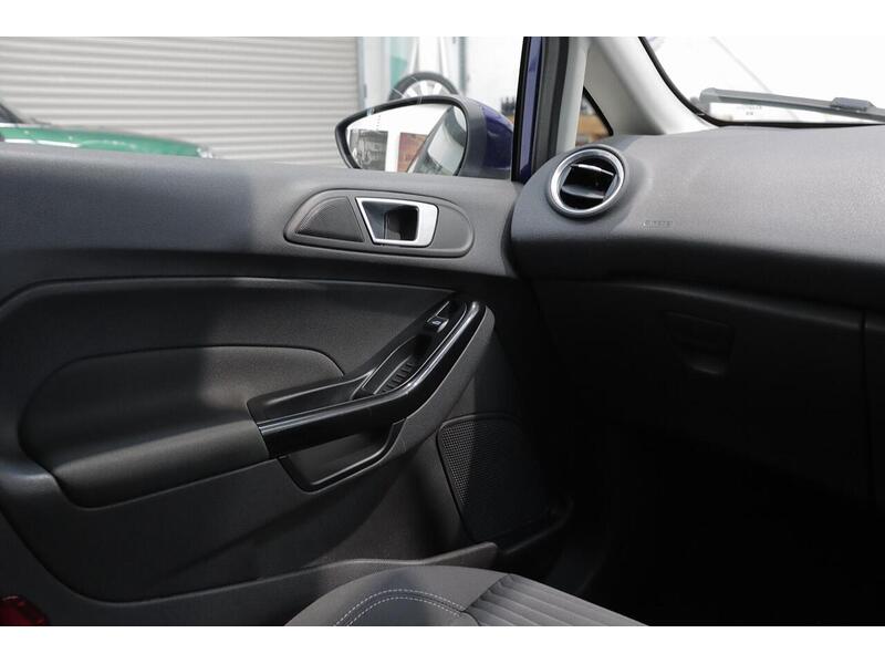 Ford Fiesta 1.25 Zetec Euro 5 5dr - U177